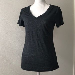 Black old navy vintage vneck